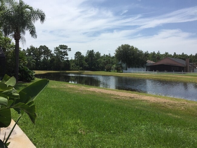 Building Photo - 4 Bedroom, 2 Bathroom Single Family Home