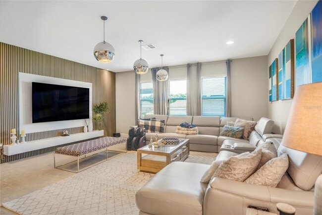 Building Photo - 694 Brooks Field Dr