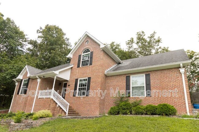 Building Photo - 510 Woodrose Ln