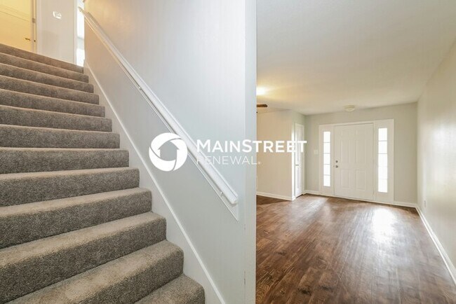 Building Photo - 3 Bedroom Pet-Friendly Home in Memphis, TN with Main Street Renewal