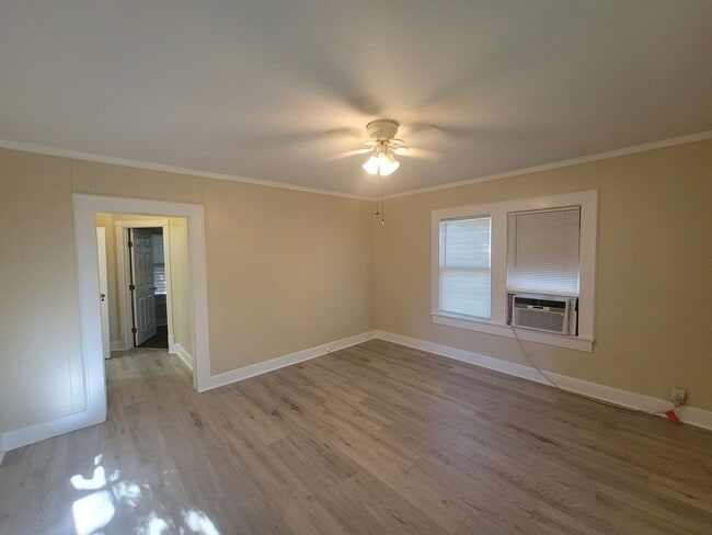 Building Photo - 2323 Avenue N
