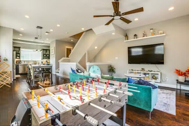 Building Photo - 3108 Baer St