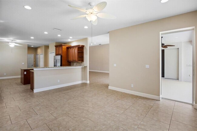 Building Photo - 6255 Sturbridge Ct