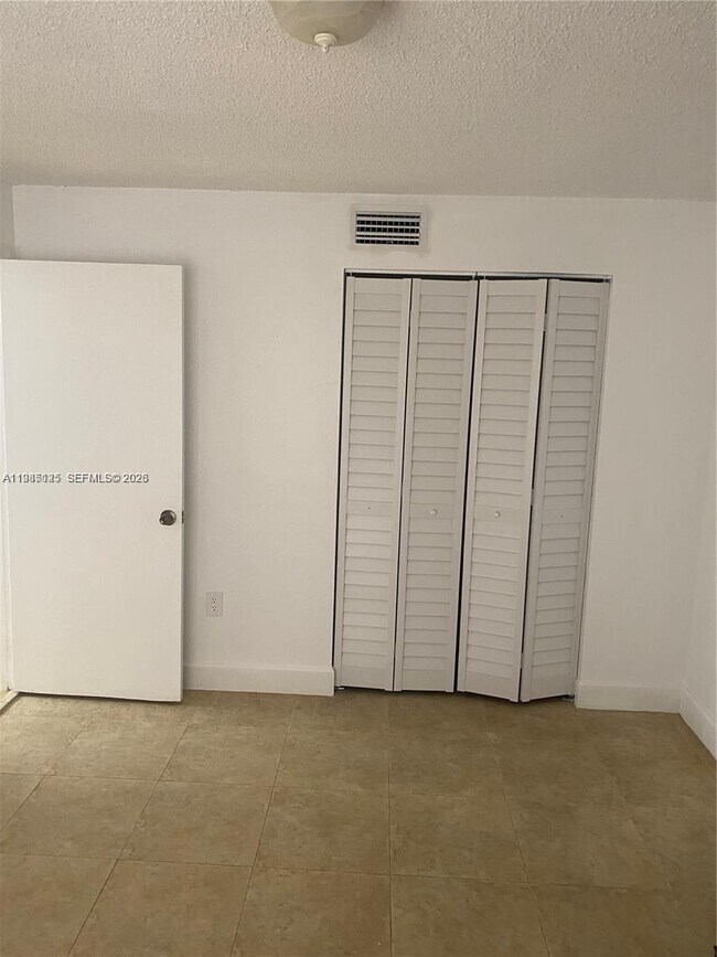 Building Photo - 7201 Miami Lakes Dr