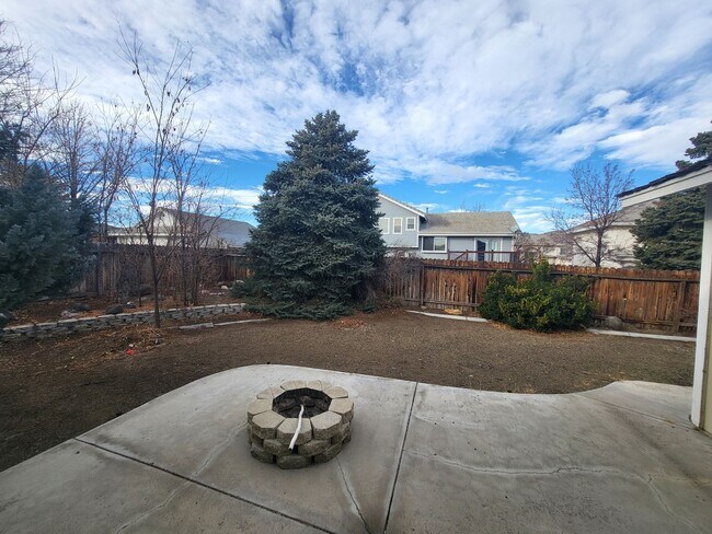 Building Photo - 630 Boulder Cir