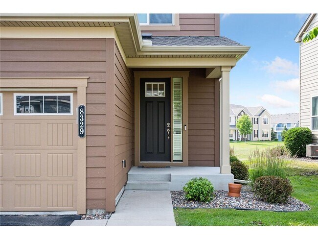 Building Photo - 8329 Goldenrod Ln N