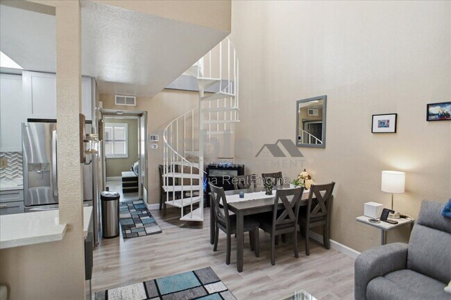 Building Photo - 18006 River Cir