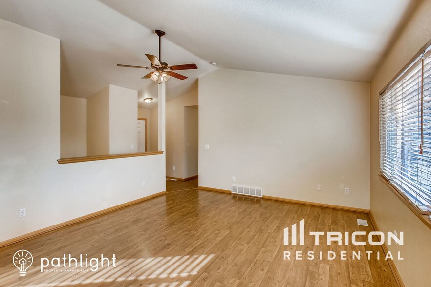 Building Photo - 1511 Stonewood Ct
