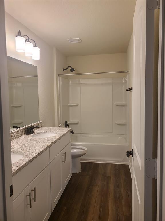 Building Photo - 32 Pacific Loon St