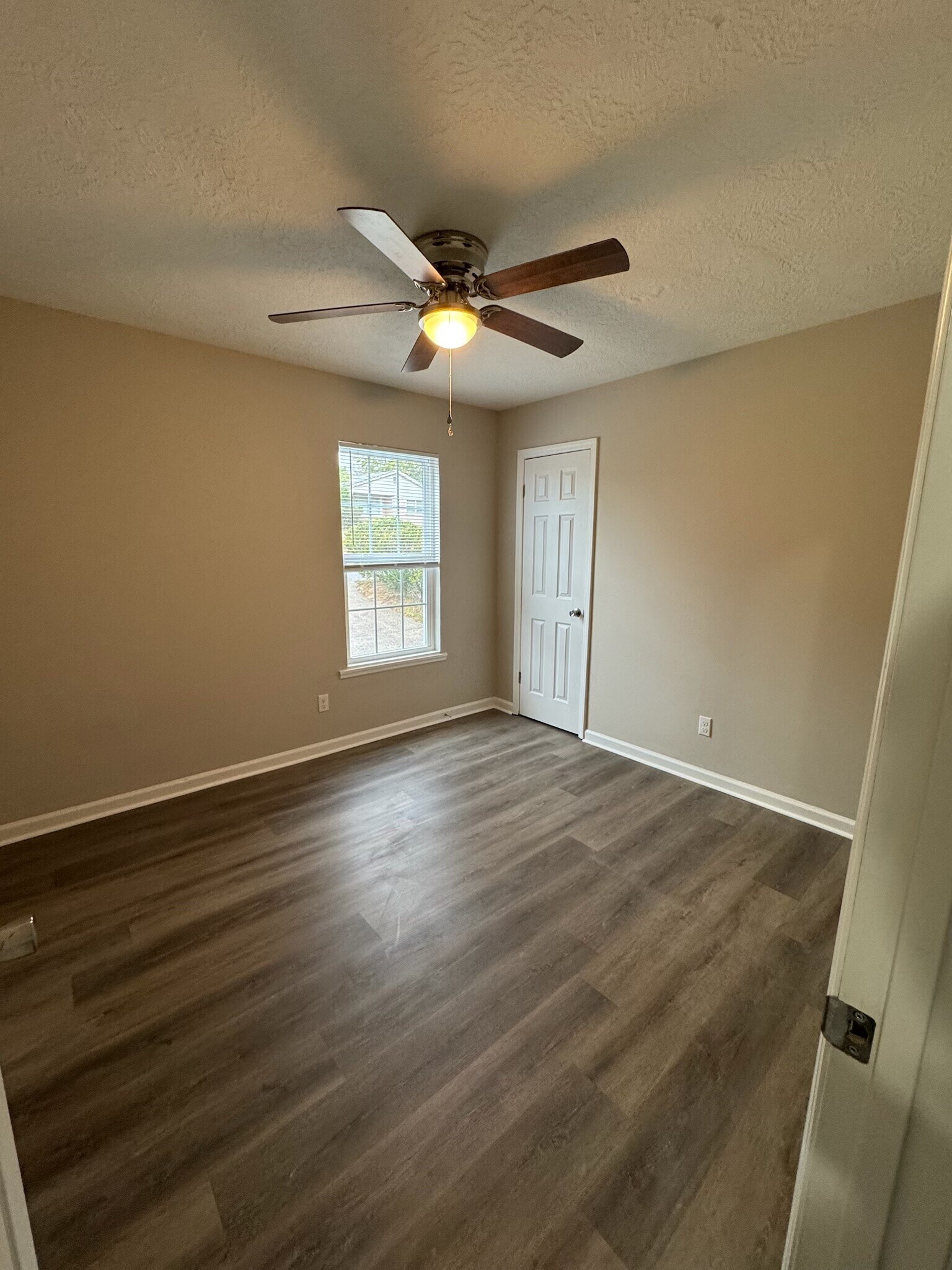 Building Photo - 2114 Vandivere Rd