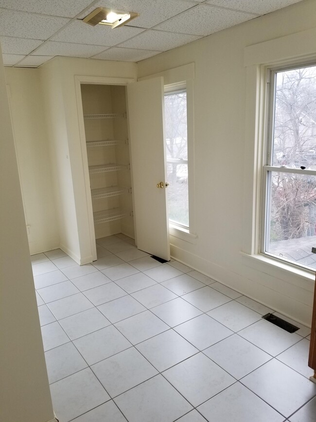 Building Photo - 113 Fayette St