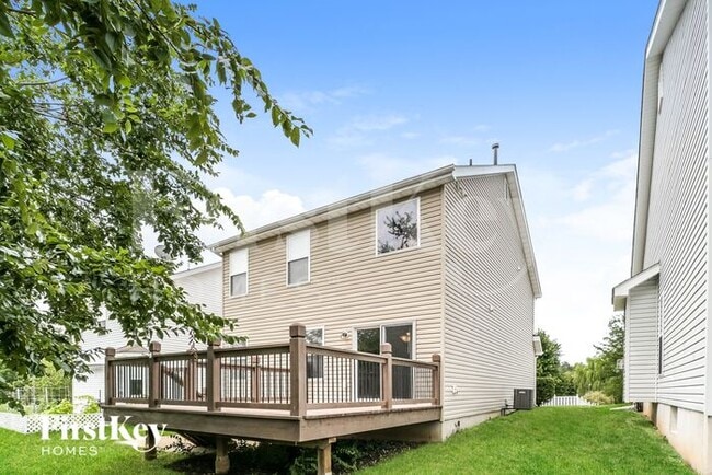 Building Photo - 455 Spring Trce
