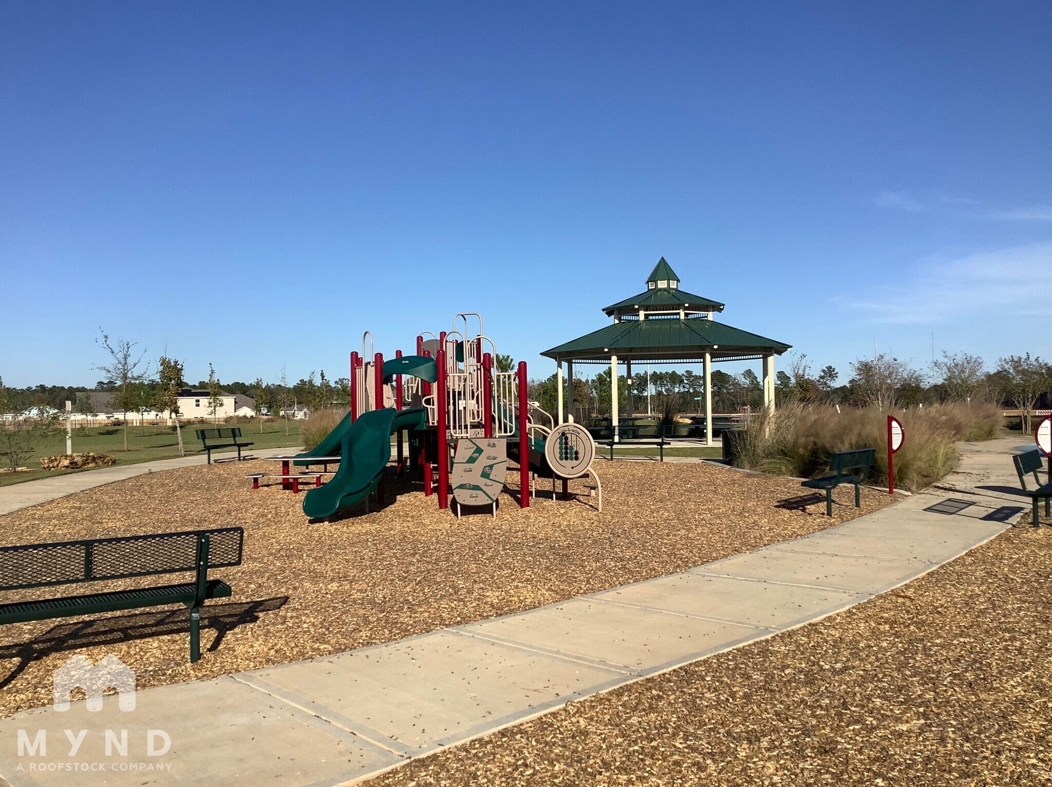 Building Photo - 15480 Maple Ter Dr