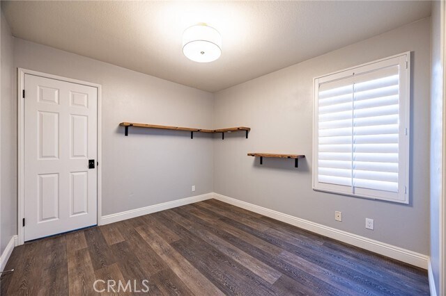 Building Photo - 12 Nantucket Ln