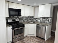 Building Photo - 2187 Palmyra Dr