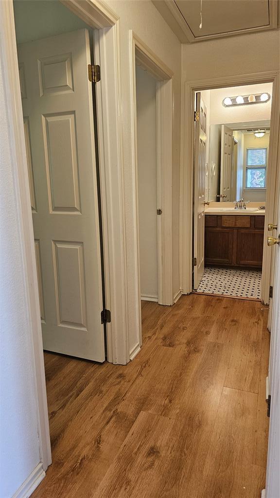 Building Photo - 8010 Willet Trail