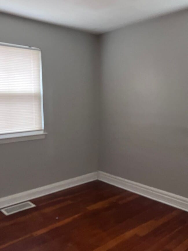 Building Photo - Cozy 2-Bedroom Ranch Home – Classic Brick ...