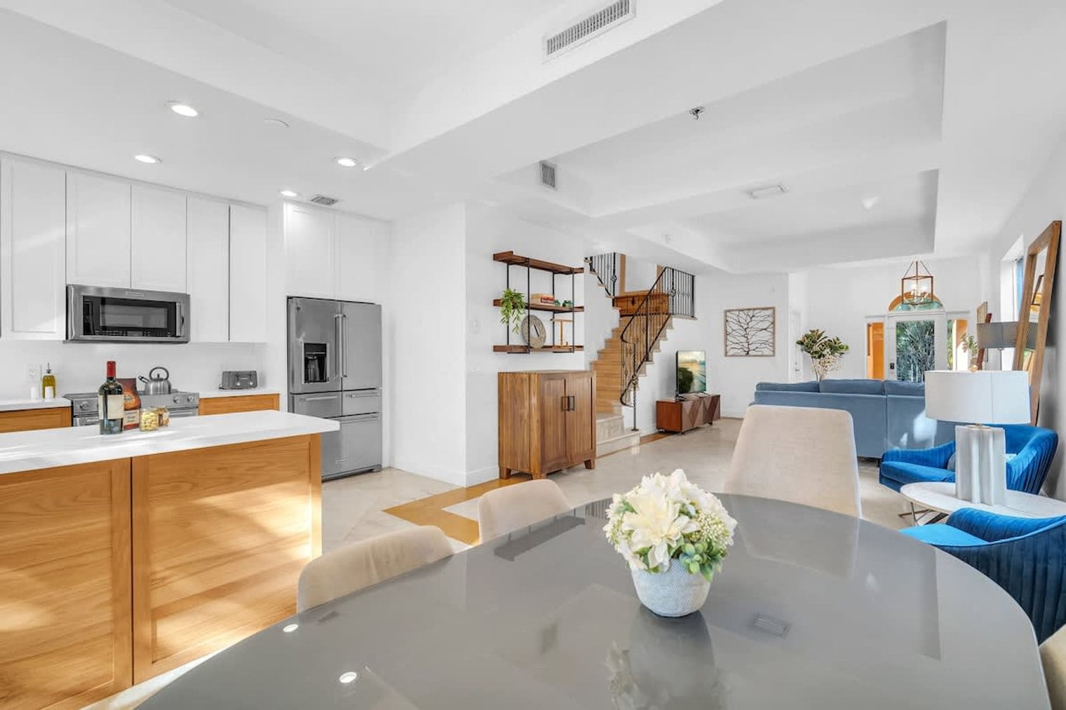 Building Photo - 3216 Gifford Ln