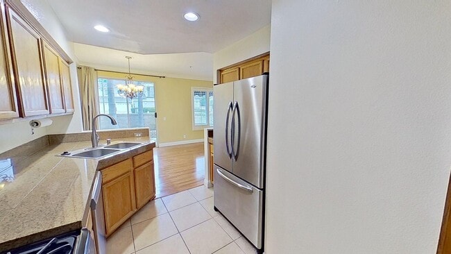 Building Photo - 1 Breakers Ln