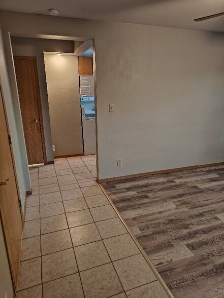 Building Photo - 1378 Thrush St