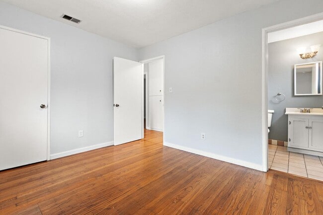 Building Photo - Move In NOW! Beautiful Davis Home Near UC Davis | Bright Open Layout + Private Backyard