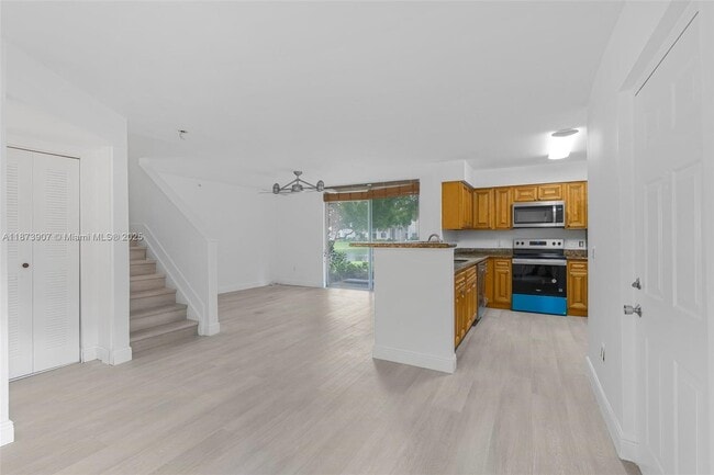 Building Photo - 12154 St.Andrews Pl