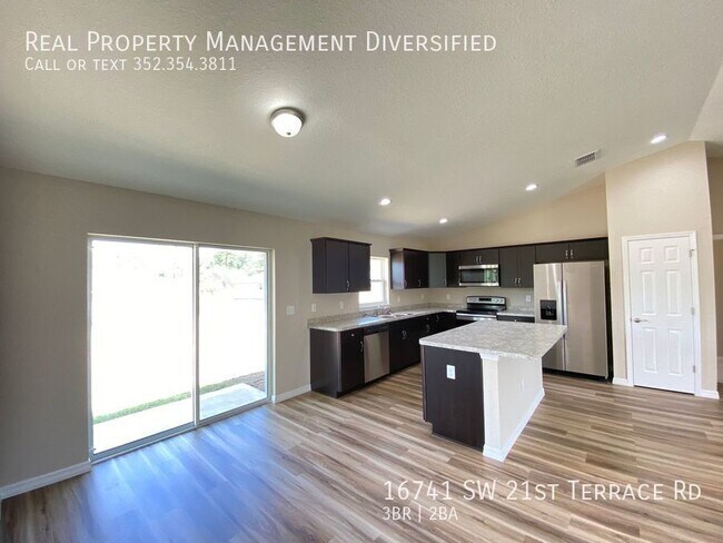 Building Photo - 16741 SW 21st Terrace Rd