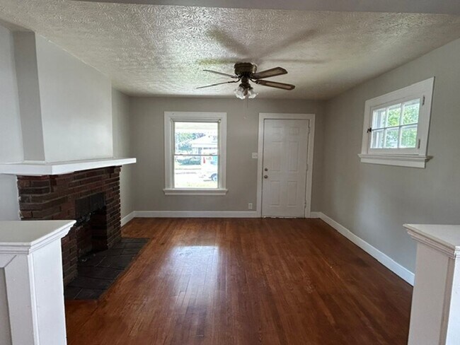 Building Photo - 1682-1684 Hearthstone Dr.