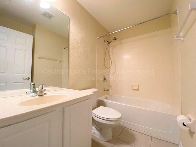 Building Photo - 6425 Agastia Ct