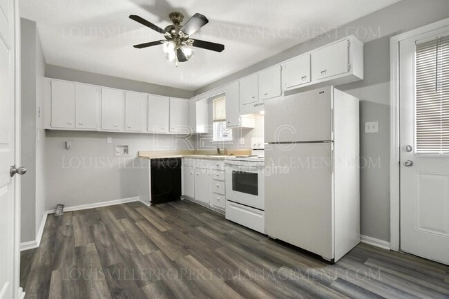 Building Photo - 3416 Clingstone Way