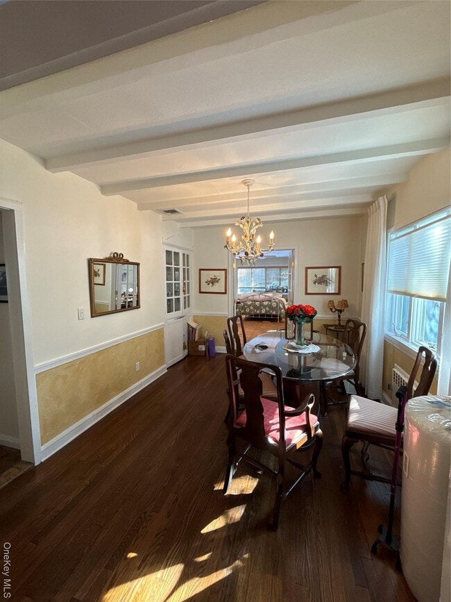 Building Photo - 64 Maple Dr