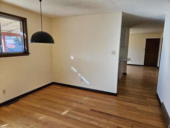 Building Photo - 2425 Emery St