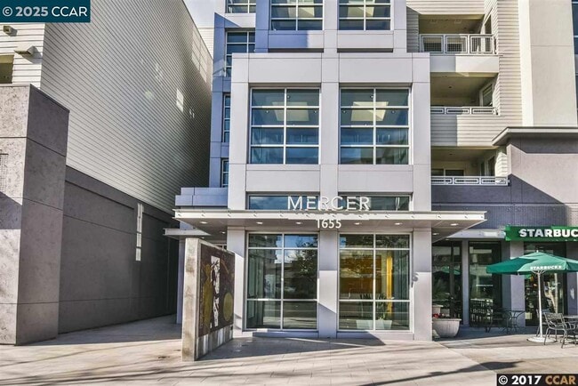Building Photo - 1655 N California Blvd