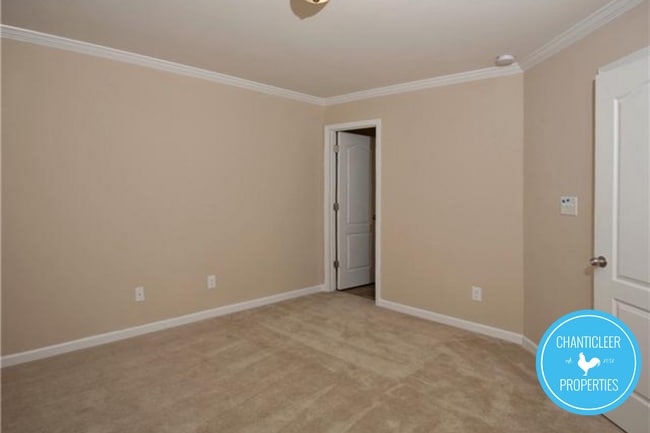 Building Photo - 4515 Middletown Dr