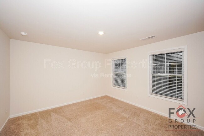 Building Photo - 4110 Steel Wy