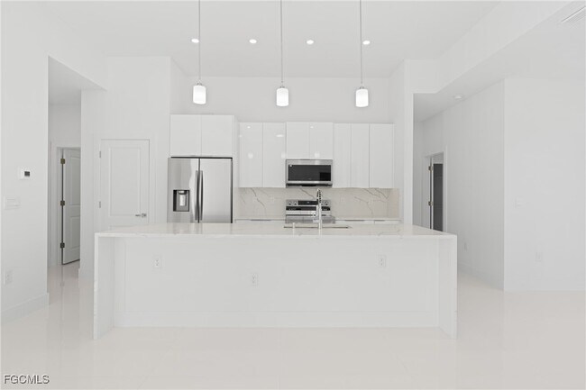 Building Photo - 2503 41st St W