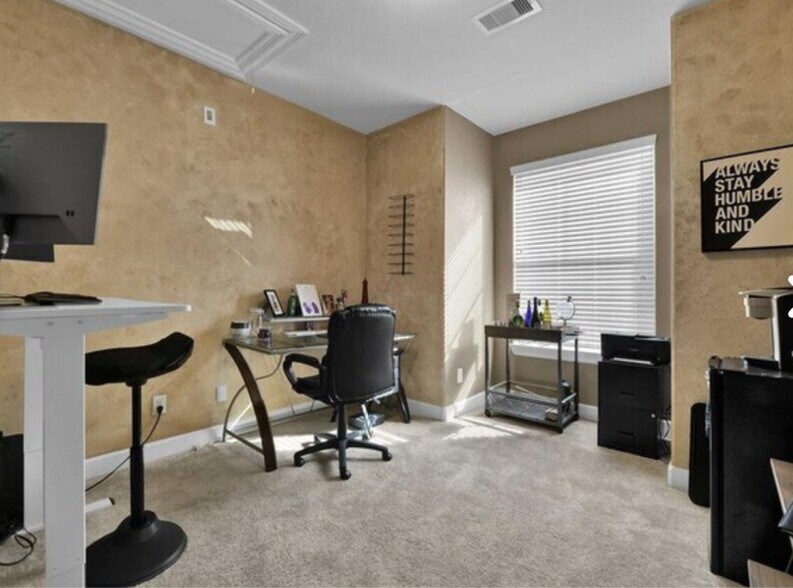 Building Photo - 14502 San Pietro Dr