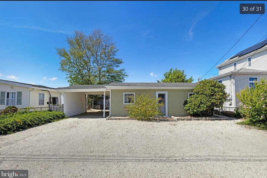 Building Photo - 52 Florence Ln