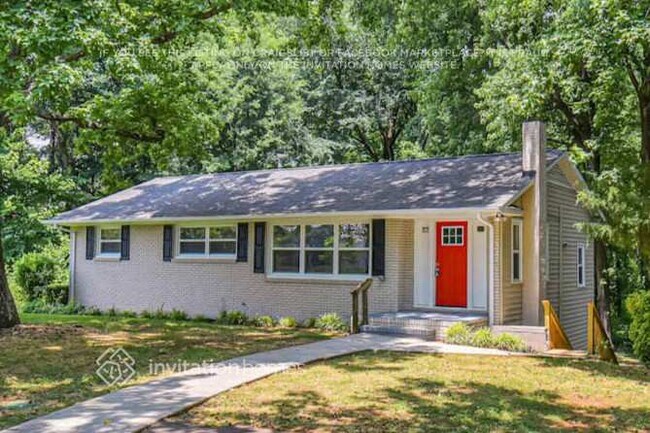 Building Photo - 2221 Gemway Dr