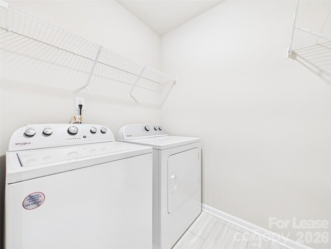 Building Photo - 9058 Stoney Waters Ct