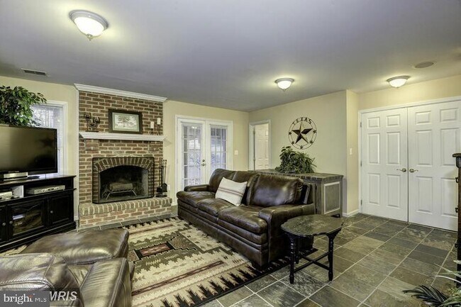 Building Photo - 10501 Chancery Ct