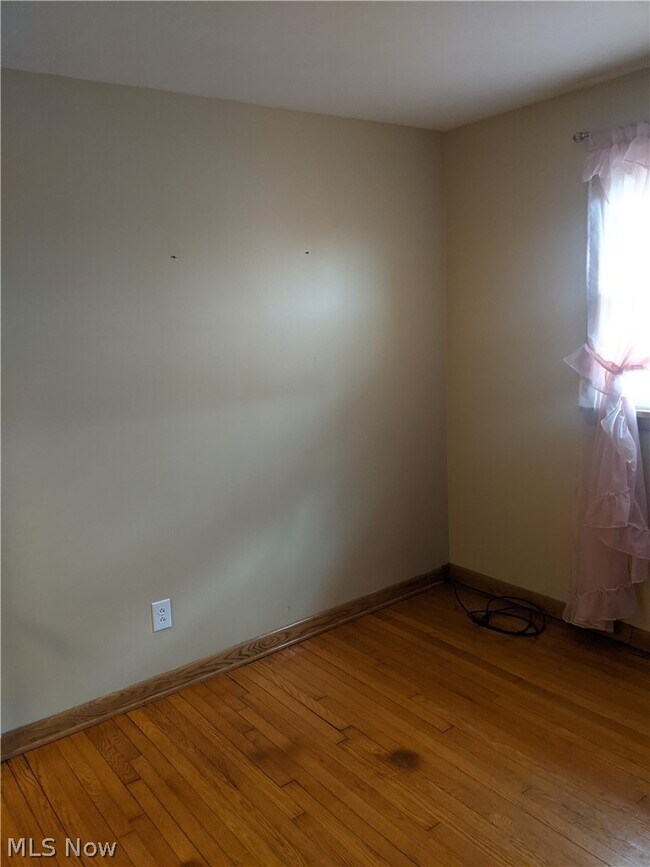 Building Photo - 51392 Breezy Hill Rd