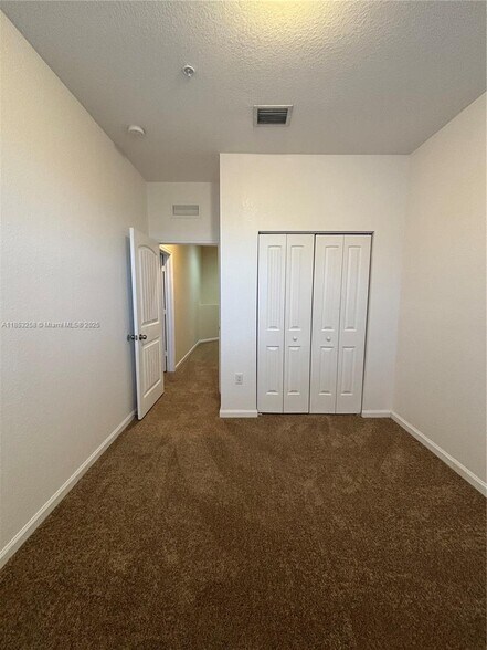 Building Photo - 290 SW 7th Ct