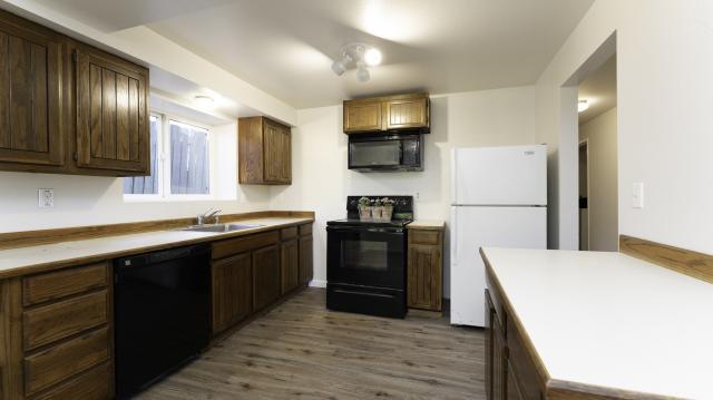 Building Photo - 2 bedroom in Seatac WA 98188