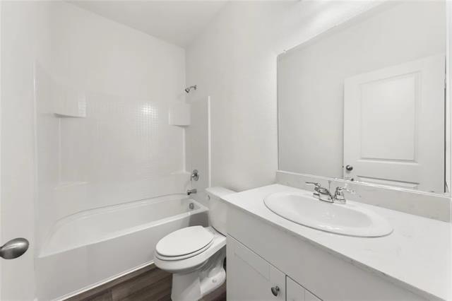 Building Photo - 1828 Sandlin Dr