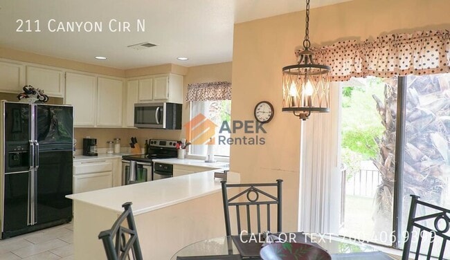 Building Photo - 211 Canyon Cir N