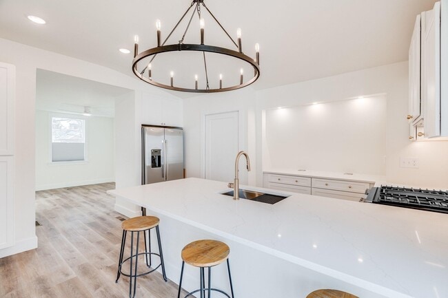 Building Photo - 222 Prospect St