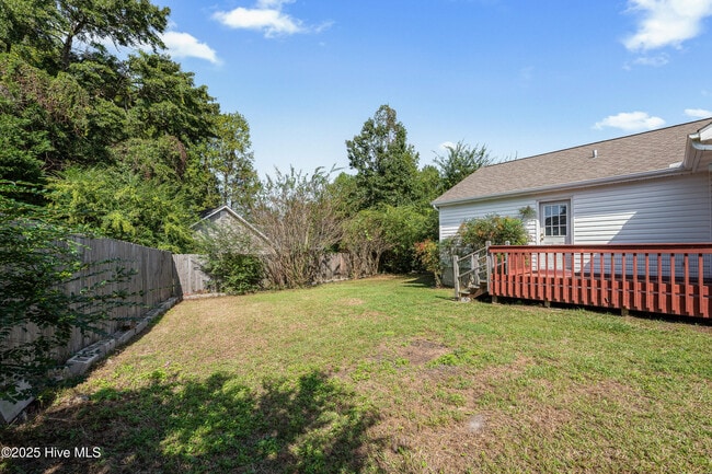 Building Photo - 314 Pebble Ln