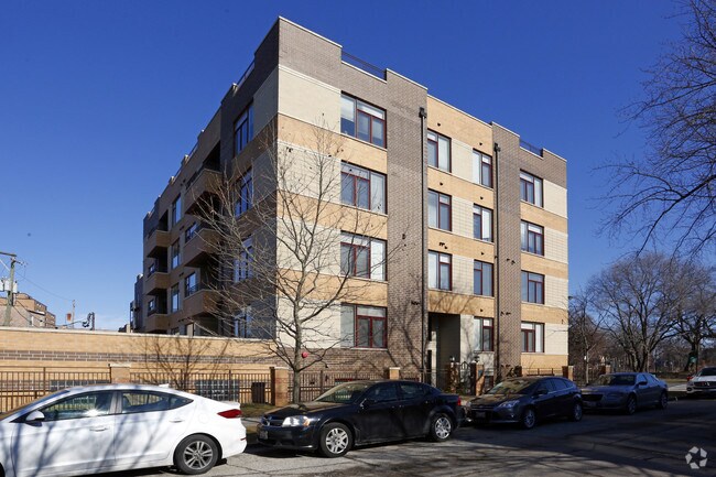 Building Photo - 6448-6456 S Woodlawn Ave