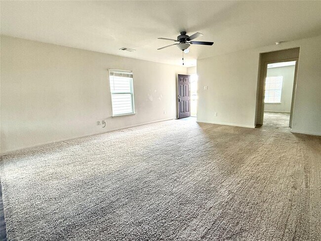 Building Photo - 1008 Riverdale Cove